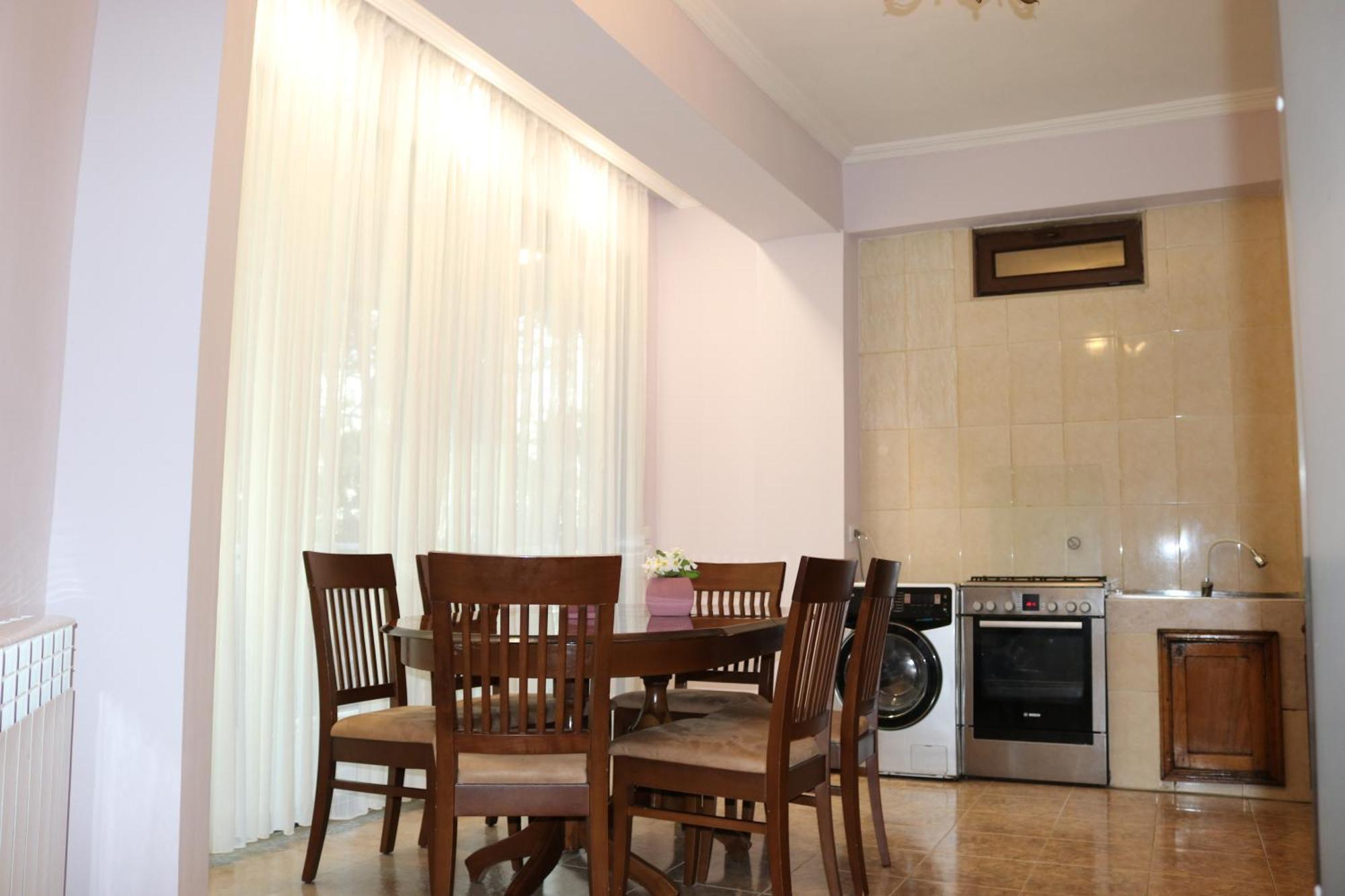 Apartment Near The Sea 1 Kobuleti Εξωτερικό φωτογραφία