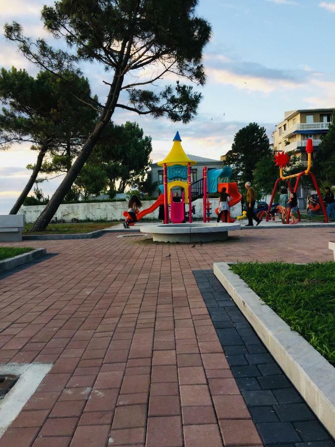 Apartment Near The Sea 1 Kobuleti Εξωτερικό φωτογραφία